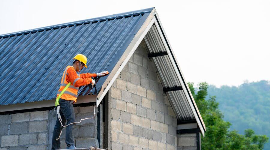 Professional gutter cleaning in Palmerton, PA